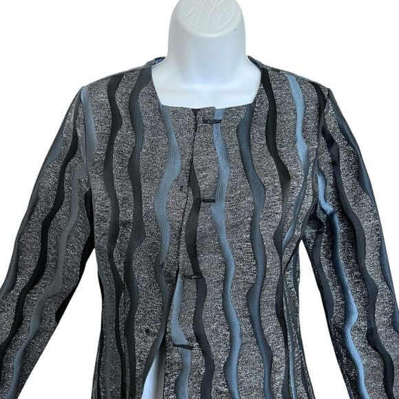 Blanc et Noir Asymmetrical Metallic Jacket - Size S - Picture 4 of 7